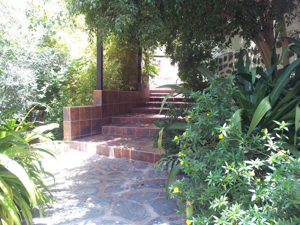 El Jardin Apartment Mogan Exterior photo