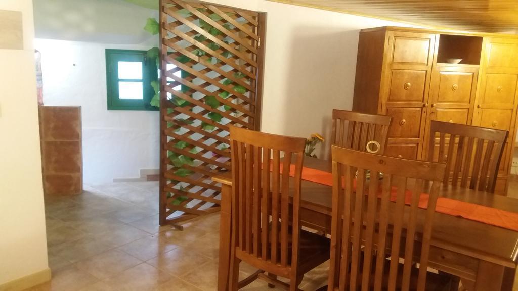 El Jardin Apartment Mogan Exterior photo